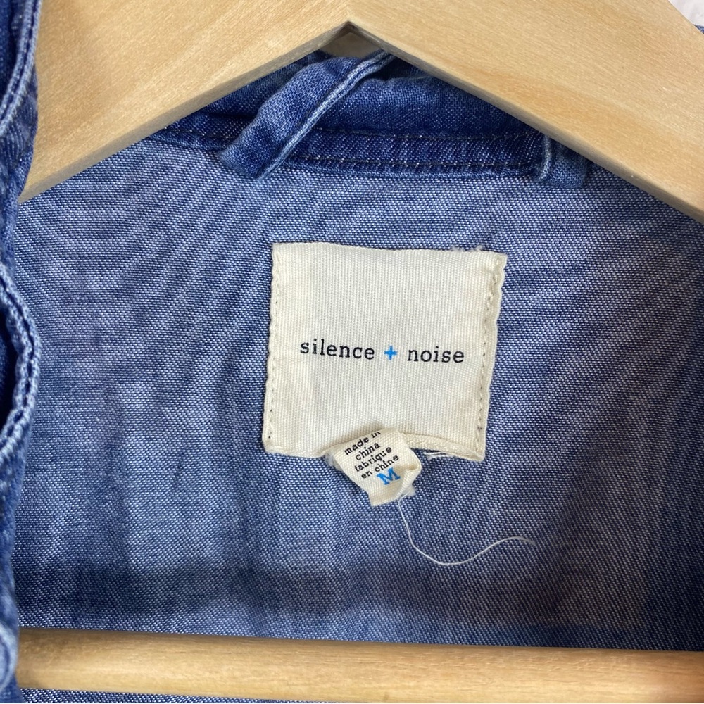 Urban Outfitters Silence + Noise Med Kirra Swing Chambray Denim Waterfall Jacket - Picture 2 of 7